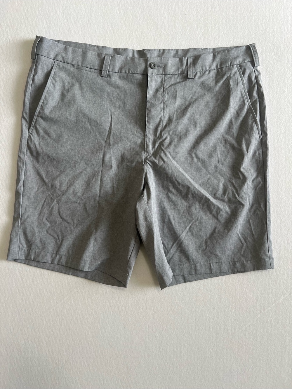 PGA TOUR Men’s Golf Shorts Size 40 Gray Stretch Performance 9” Inseam